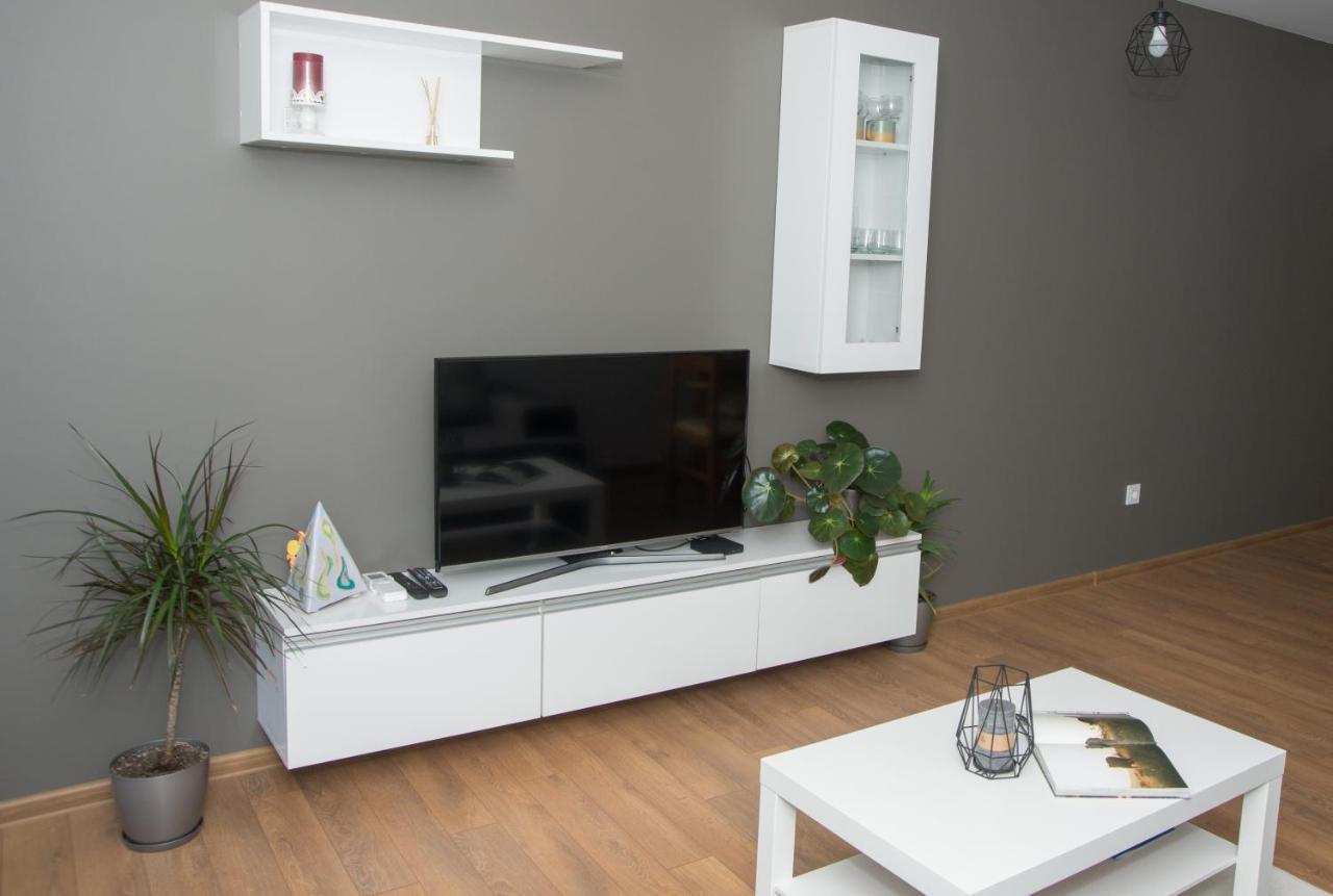 Apartament Intense บลาโกเอฟกราด ภายนอก รูปภาพ